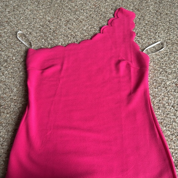 One shoulder scallop edge hot pink dress - Picture 11 of 12